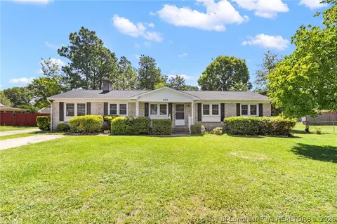 513 Platinum St, Fayetteville, NC 28311