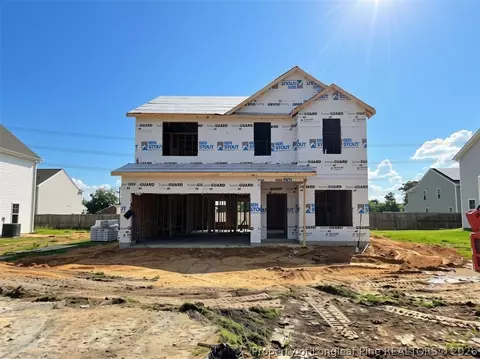 533 Open Range Rd, Spring Lake, NC 28390