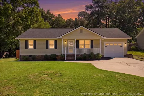 949 Kennesaw Dr, Fayetteville, NC 28314