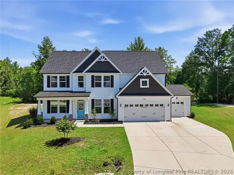 1816 Bahan Ct, Fayetteville, NC 28312