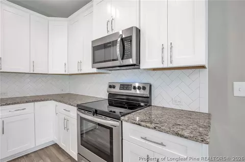 Kitchen - 44 Princelet Pt, Cameron, NC 28326 photo 4 of 4