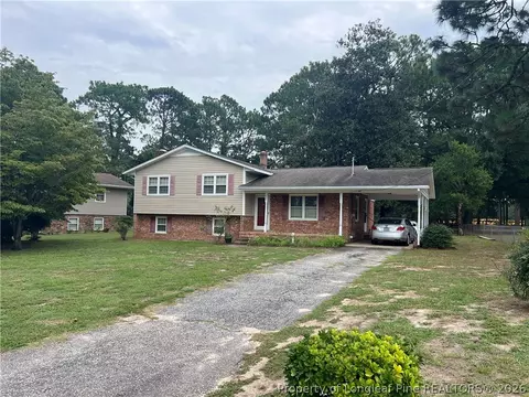 829 Eugene St, Fayetteville, NC 28306