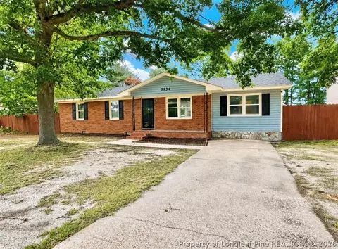 5934 Braxton Rd, Hope Mills, NC 28348