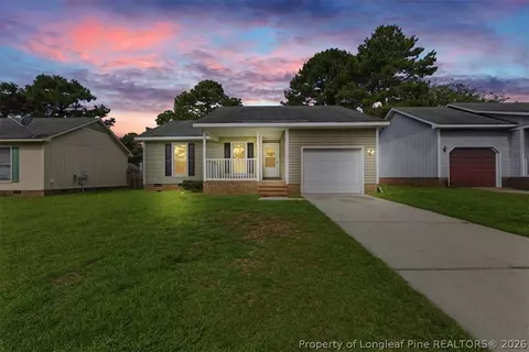 1414 Rougemart Dr, Fayetteville, NC 28304