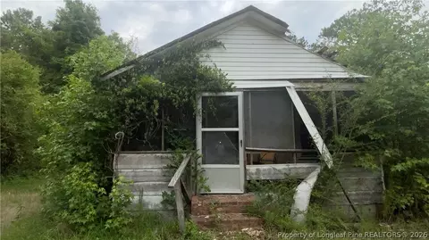 5041 Sanderosa Rd, Fayetteville, NC 28312