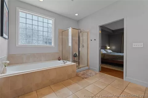 Bath - 16 Cottswold Ln, Spring Lake, NC 28390 photo 2 of 3