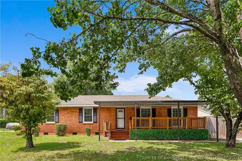 5101 Chesapeake Rd, Fayetteville, NC 28311