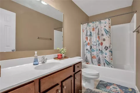 Bath - 10 Rolling Stone Ct, Sanford, NC 27332 photo 4 of 4