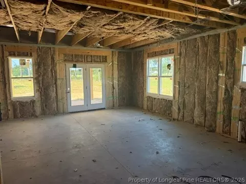 97 N Rabbit Run Dr, Smithfield, NC 27577 photo 2