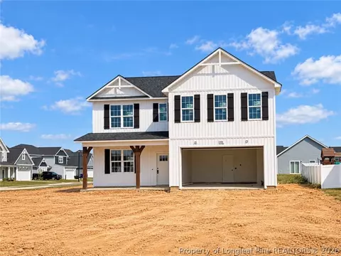 225 Tulip Oak Dr, Raeford, NC 28376