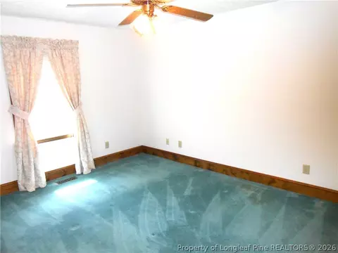 Bedroom - 644 Lamb Rd, Lumberton, NC 28358 photo 4 of 4