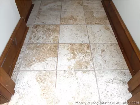Entry Way - 644 Lamb Rd, Lumberton, NC 28358 photo 3 of 3