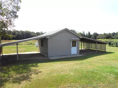 Exterior - 644 Lamb Rd, Lumberton, NC 28358 photo 5 of 11