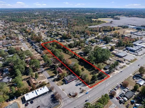 590 N Reilly Rd, Fayetteville, NC 28303