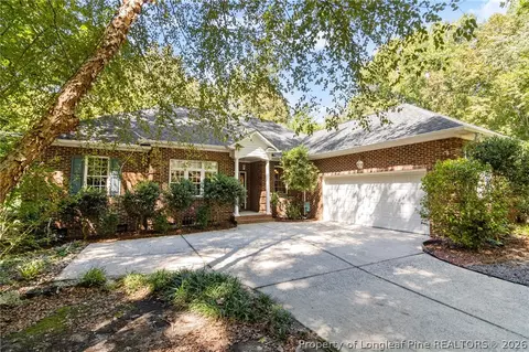 640 Chelsea Dr, Sanford, NC 27332