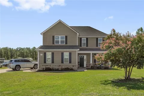 4913 True Fews Cir, Parkton, NC 28371
