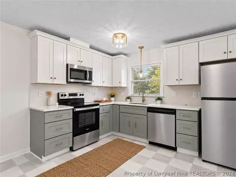 6934 Brockwood St, Fayetteville, NC 28314