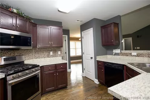 Kitchen - 74 Jaylin Oaks Dr, Spring Lake, NC 28390 photo 3 of 5