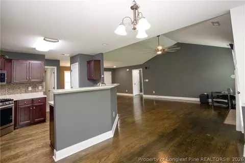 Entry Way - 74 Jaylin Oaks Dr, Spring Lake, NC 28390 photo 2 of 2