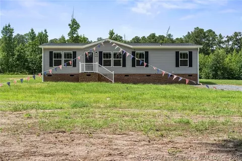 18201 Barnes Bridge Rd, Laurinburg, NC 28352