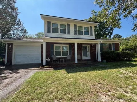 6625 Vaughn Rd, Fayetteville, NC 28304