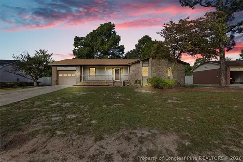 2034 Windlock Dr, Fayetteville, NC 28304