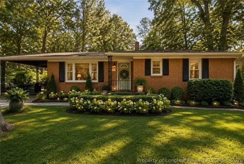 4332 Lakeside Dr, Fayetteville, NC 28311
