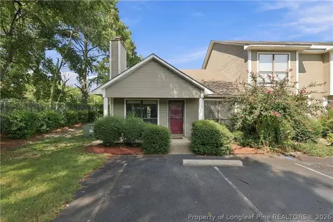 150 Aloha Dr, Fayetteville, NC 28311