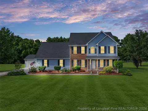 6904 County Place Dr, Hope Mills, NC 28348