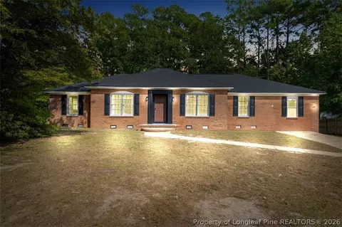 2905 Walden Rd, Fayetteville, NC 28303