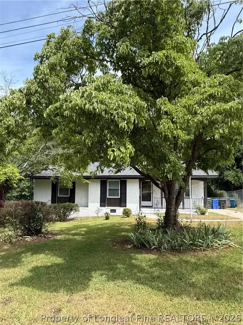 2006 Mango Cir, Fayetteville, NC 28304