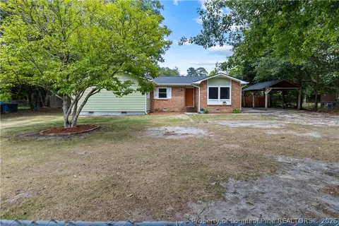 290 Lemont Dr, Fayetteville, NC 28303