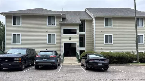 3374 Galleria Dr #1, Fayetteville, NC 28303