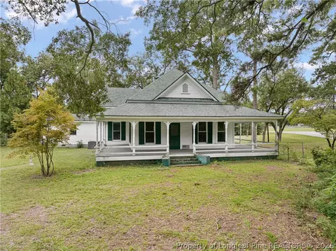 5648 Tolarsville Rd, Saint Pauls, NC 28384
