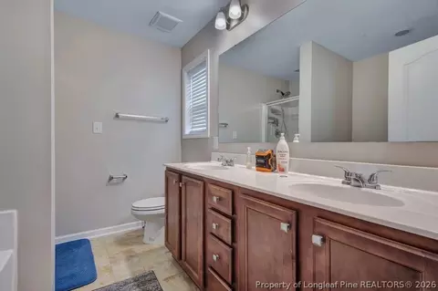 Bath - 16 Burr Oak Cir, Bunnlevel, NC 28323 photo 2 of 4