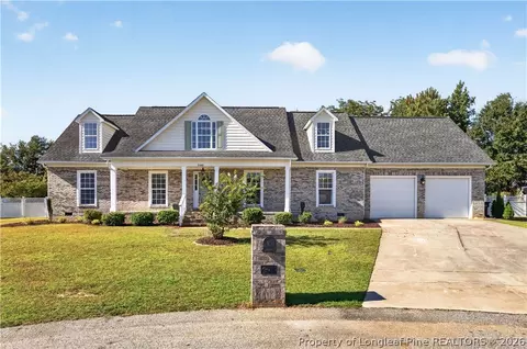 2000 Notland Ct, Fayetteville, NC 28304