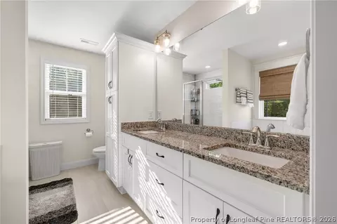 Bath - 82 Falls River Ct, Broadway, NC 27505 photo 3 of 5