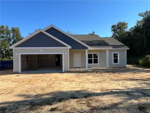 1120 Wallace Mclean Rd, Raeford, NC 28376