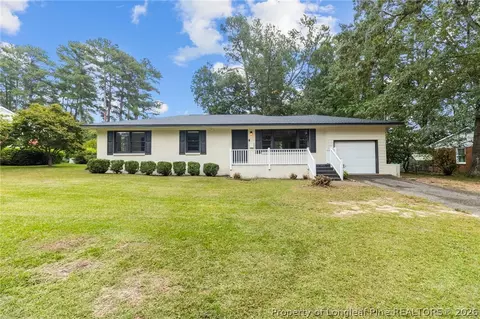 906 Shannon Dr, Fayetteville, NC 28303