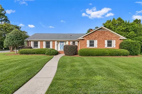 2630 Mirror Lake Dr, Fayetteville, NC 28303