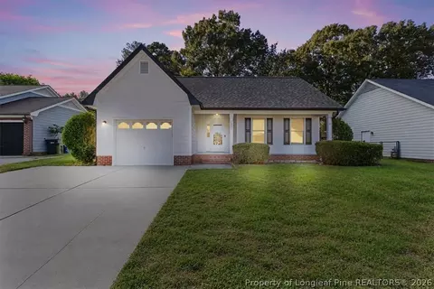 7321 Tollhouse Dr, Fayetteville, NC 28314