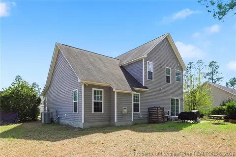 Exterior - 427 Basket Oak Dr, Bunnlevel, NC 28323 photo 5 of 6