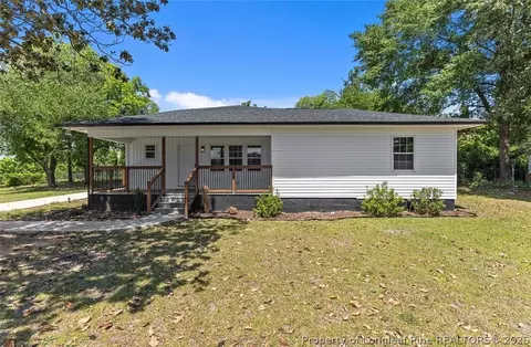 5318 Dairy Dr, Fayetteville, NC 28304