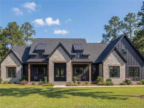 1188 Cypress Lakes Rd, Hope Mills, NC 28348