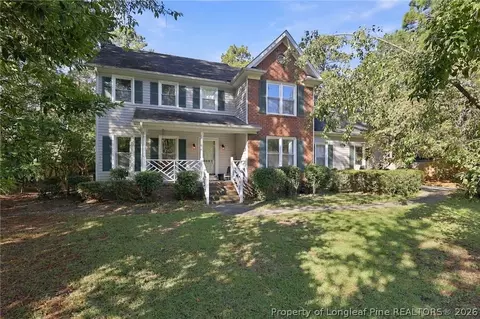 2087 Loganberry Dr, Fayetteville, NC 28304