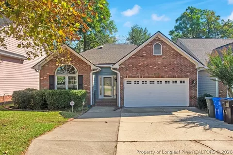 1527 Dixon Dr, Fayetteville, NC 28305
