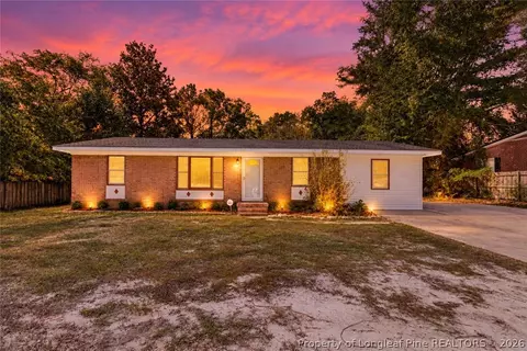 2010 Fargo Dr, Fayetteville, NC 28306