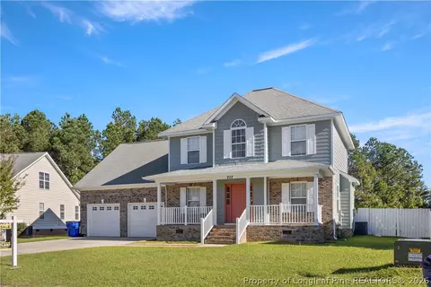Exterior - 202 Lennox Loop, Raeford, NC 28376 photo 2 of 6