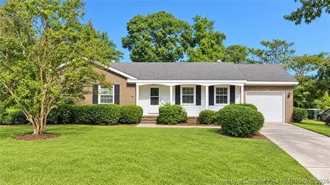 7114 Evanston St, Fayetteville, NC 28314