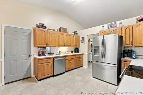 Kitchen - 190 Firetree Ln, West End, NC 27376 photo 4 of 5